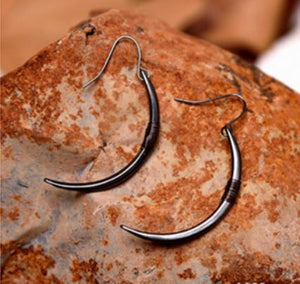 Nickel Free Moon Shape Hook Earrings in Antique Gold Silver Hematite from Switzerland zella.ch