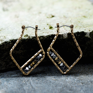 Vintage Natural Stone Beads Nickel Free Geometric Earrings from Switzerland ZELLA.CH