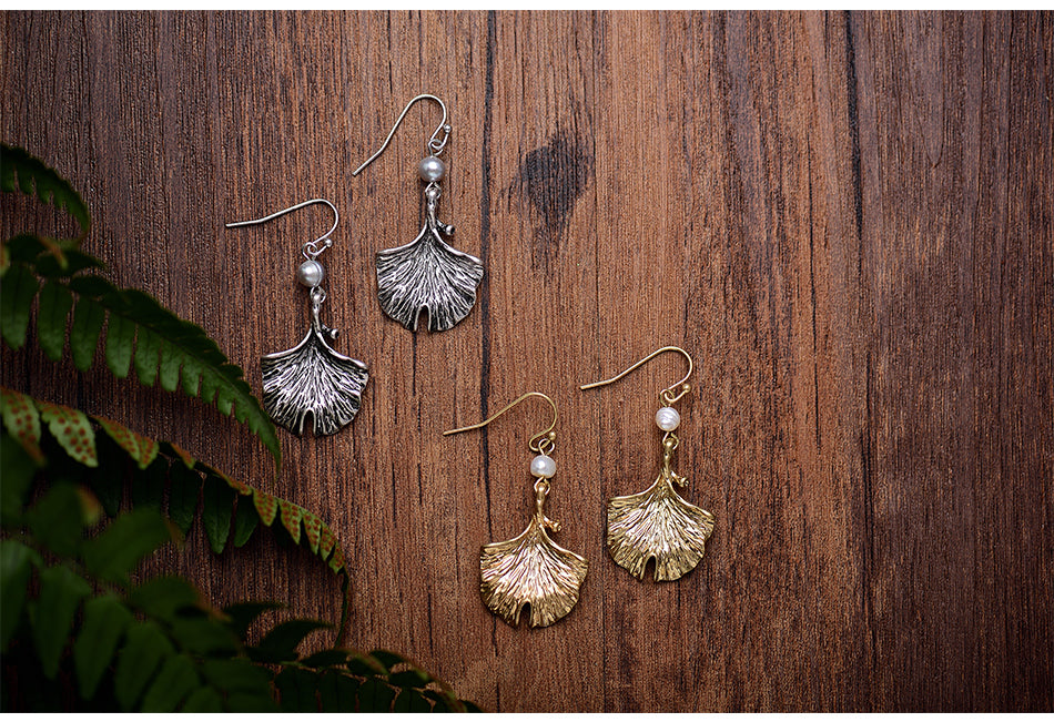 Nickel Free Metal Gold Antique Silver Leaf Earrings Natural Fresh Water Pearl from Switzerland zella.ch