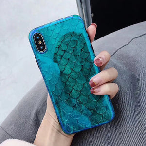 Glossy Fish Pattern iPhone Case - LUS